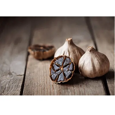 زيت الثوم الأسود