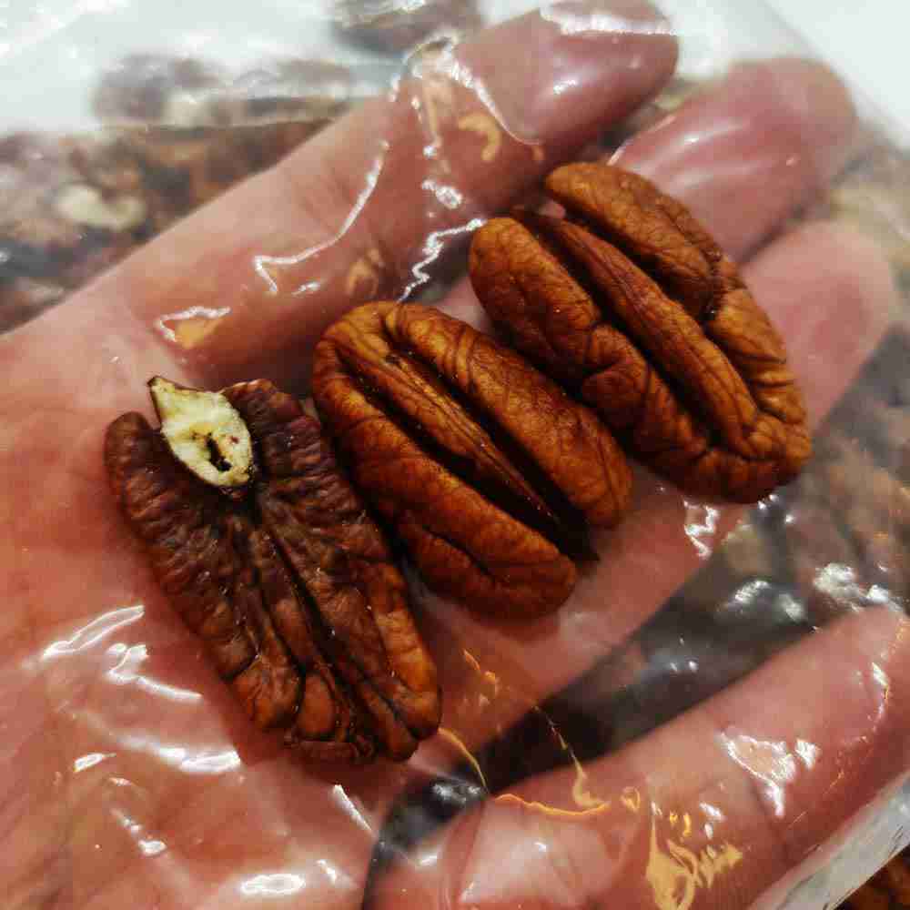 جوز امريكي فاخر ( عين الجمل ) (250غرام-5كيلوغرام) 2 جوز امريكي فاخر ( عين الجمل ) (250غرام-5كيلوغرام) - الصورة 2