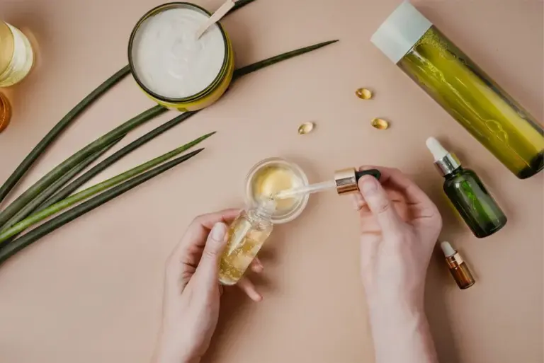 7 من أفضل منتجات العناية الطبيعية للرجال والنساء: دليل شامل لاختيار المكمل المناسب لاحتياجاتك